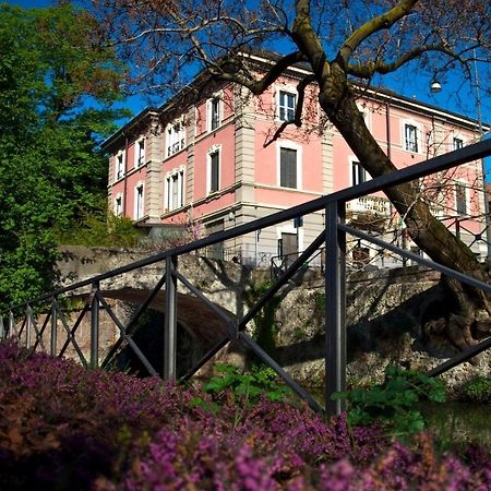 Trilocale In Villa Signorile Milán Exteriér fotografie